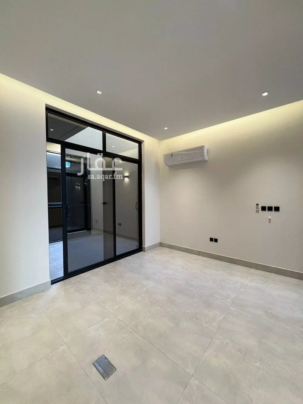 3 bedroom floor in Al Narjis 4