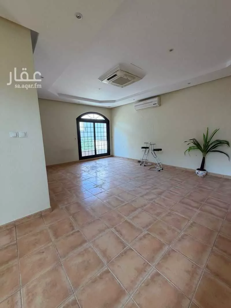 5 bedroom villa in Al Wahah, Riyadh 8