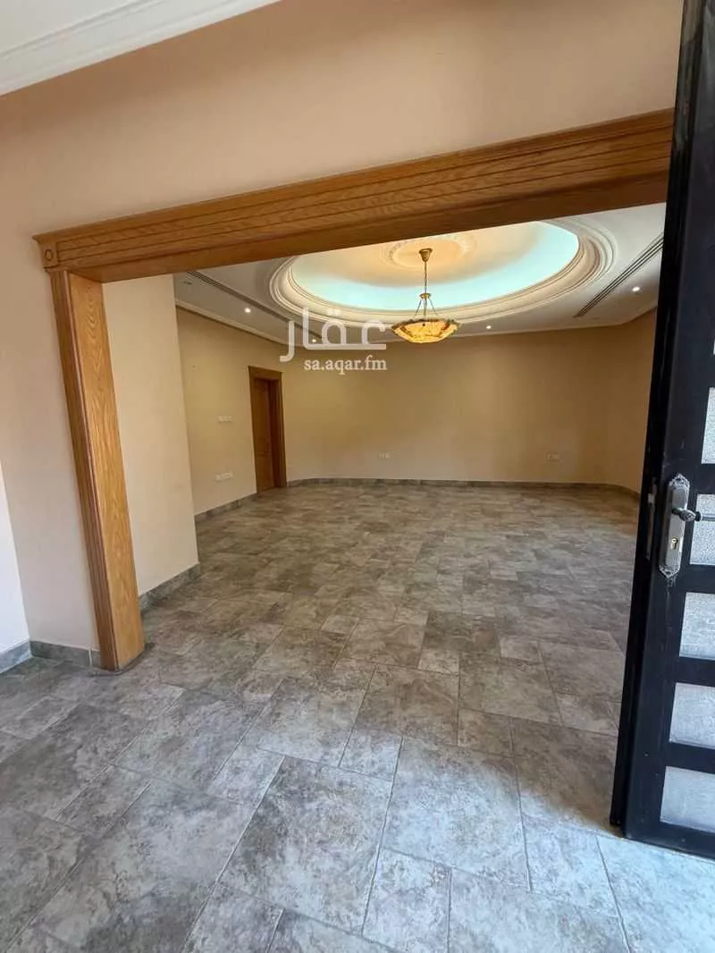 5 bedroom villa in Al Wahah, Riyadh 13