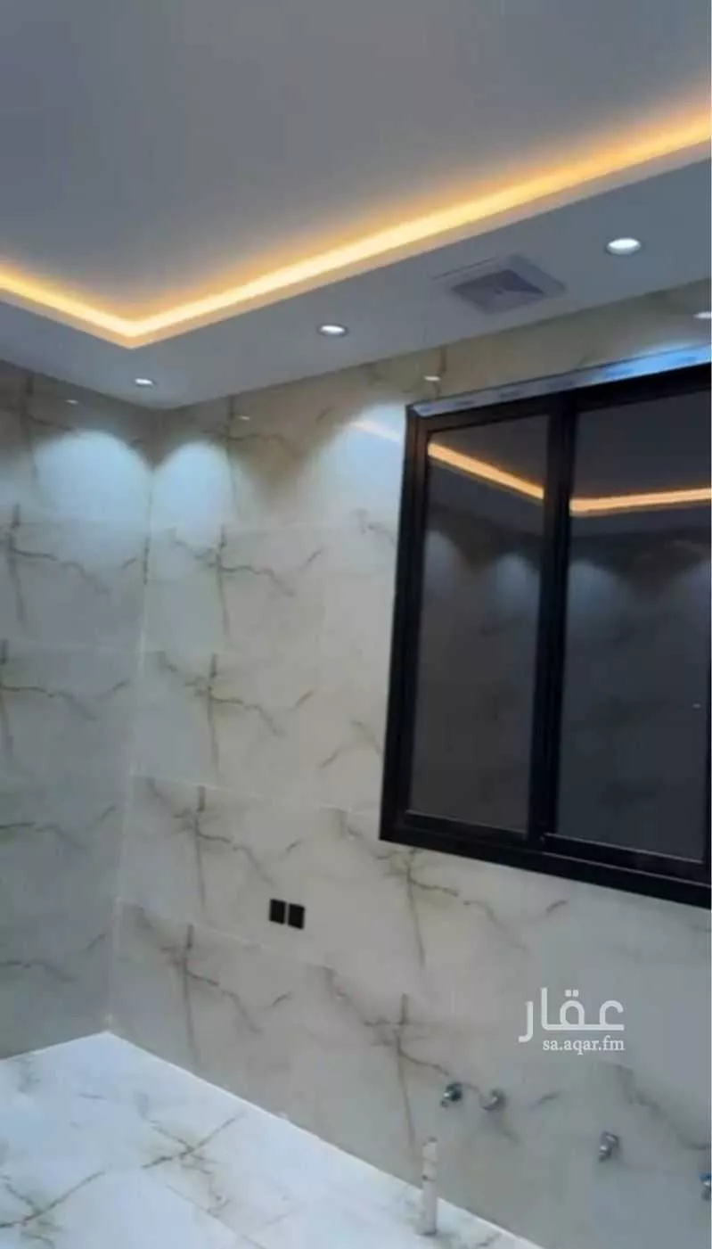 5 bedroom floor in Al Janadriyah 8