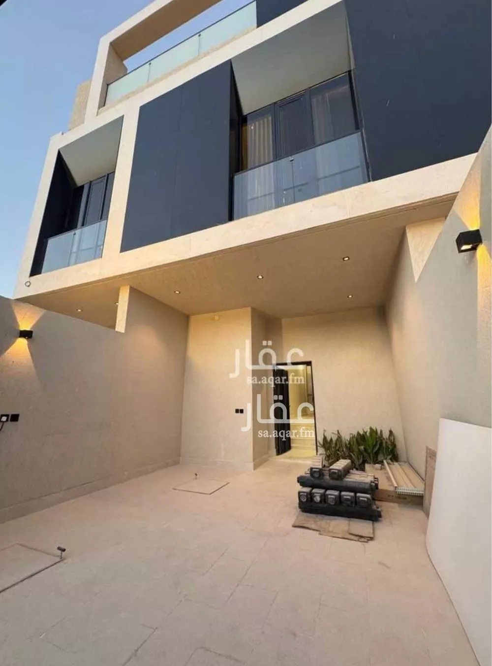 4 bedroom floor in Al Narjis 12