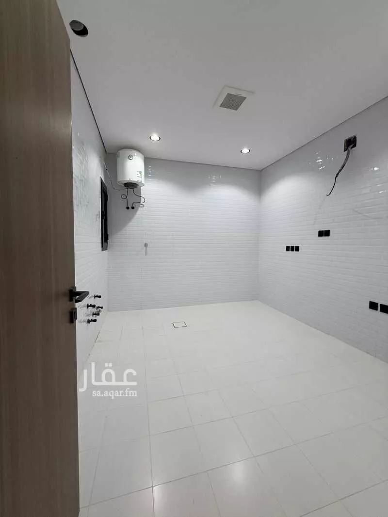 6 bedroom floor in Al Shifa 12