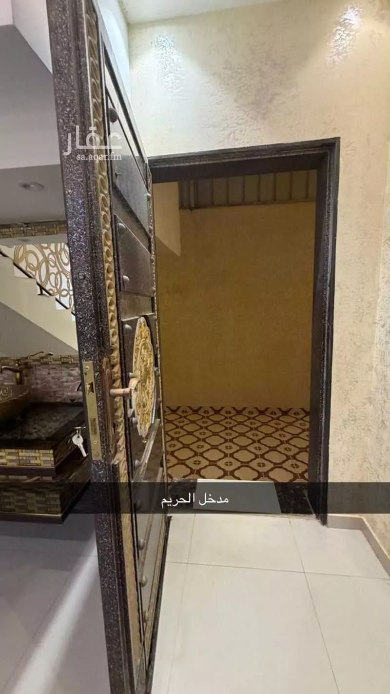 4 bedroom villa in Okaz, Riyadh 15