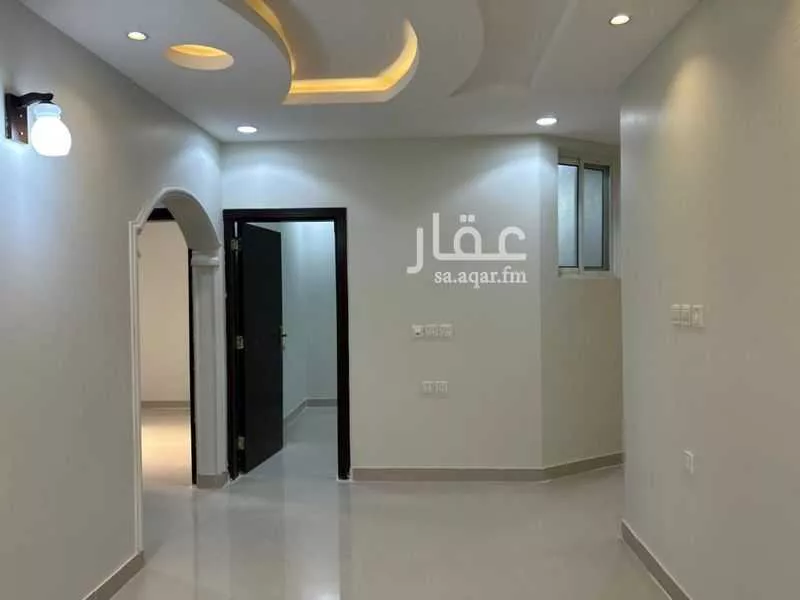 5 bedroom villa in Dhahrat Namar, Riyadh 10