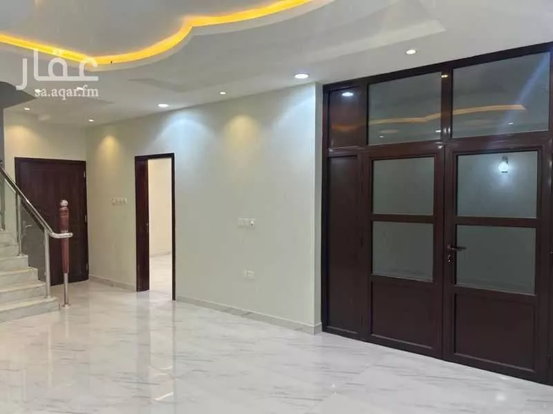 5 bedroom villa in Dhahrat Namar, Riyadh 17