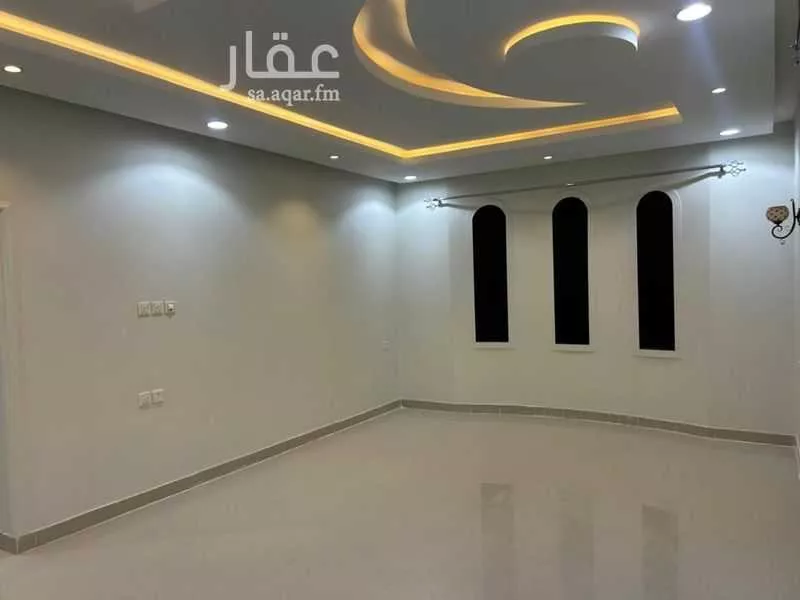 5 bedroom villa in Dhahrat Namar, Riyadh 26