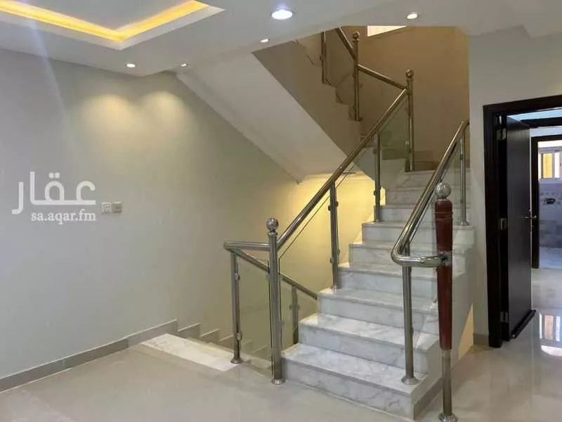5 bedroom villa in Dhahrat Namar, Riyadh 23