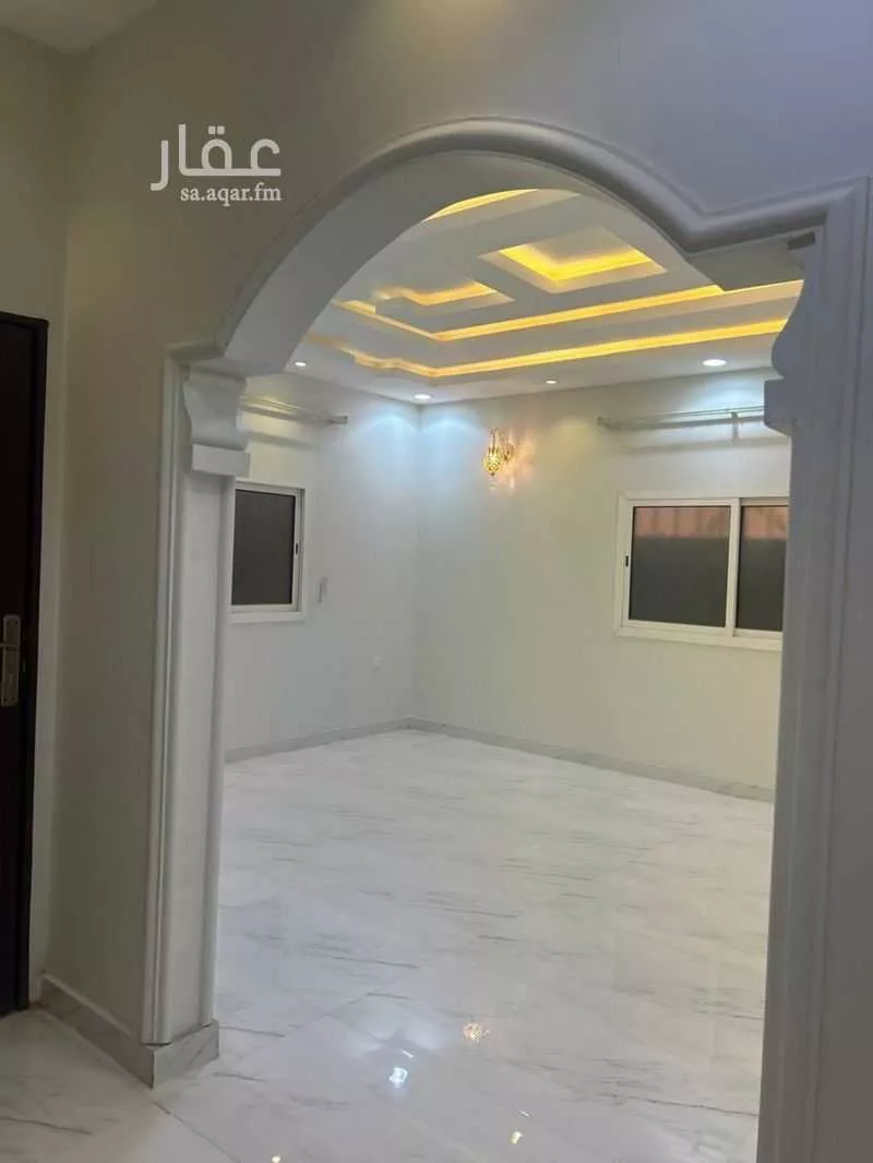 5 bedroom villa in Dhahrat Namar, Riyadh 16