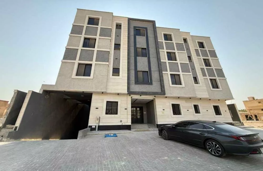 40 bedroom building in Al Malaz, Riyadh 8