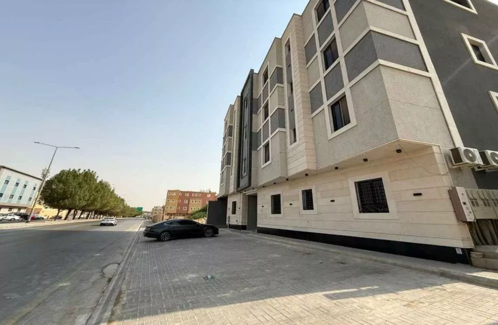 40 bedroom building in Al Malaz, Riyadh 7