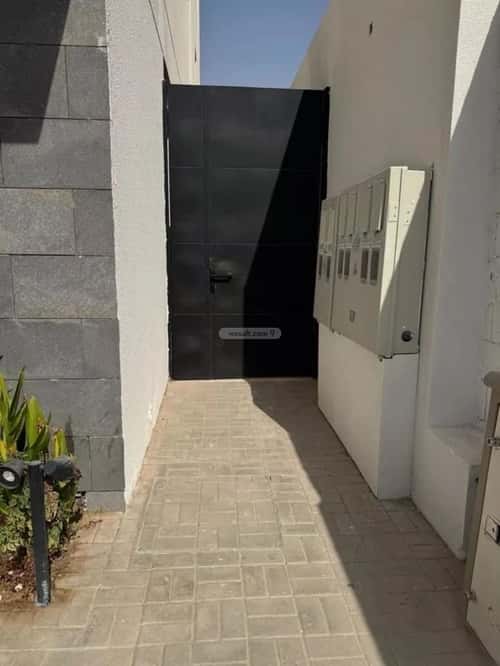 3 bedroom apartment in Al Aridh 5