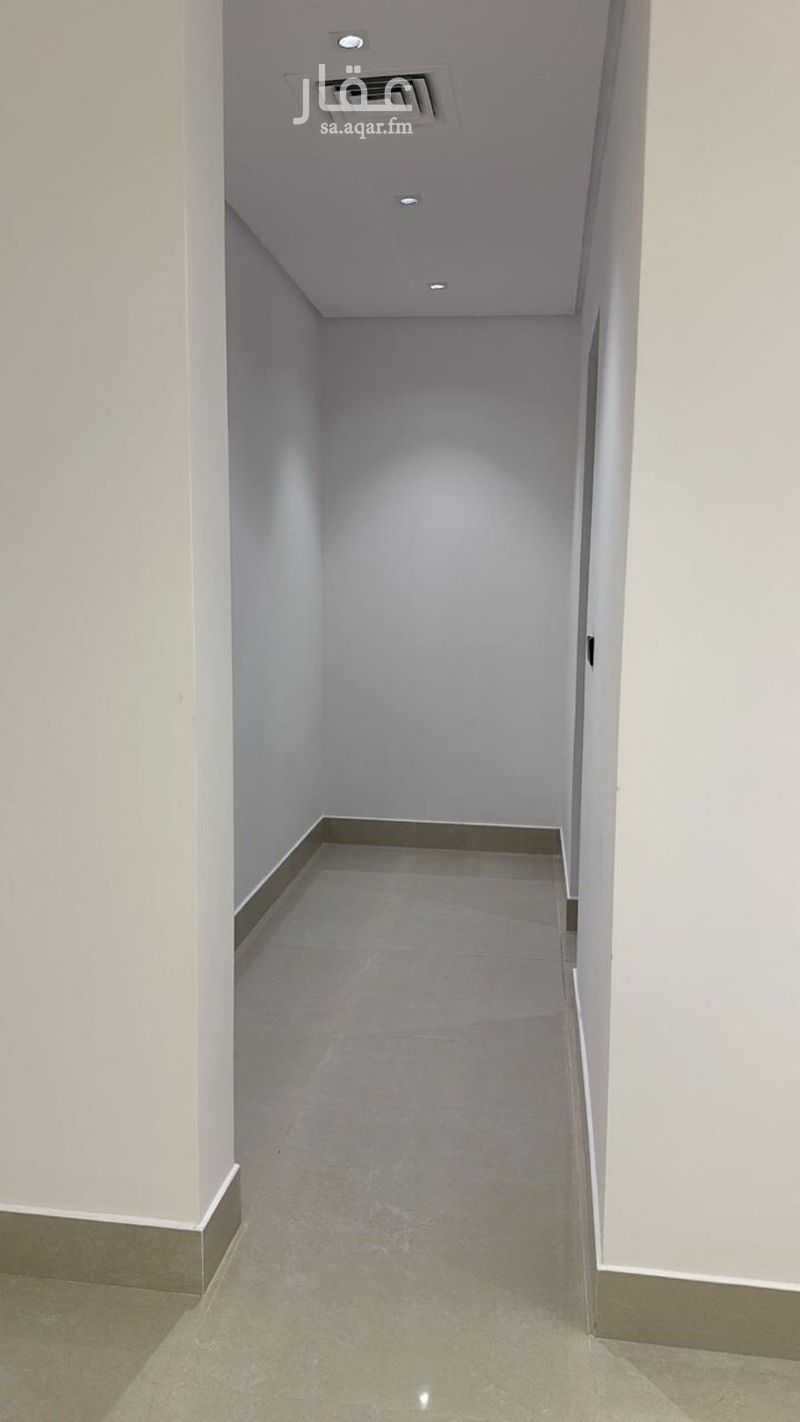 4 bedroom villa in Al Bahr, Eastern Province 18