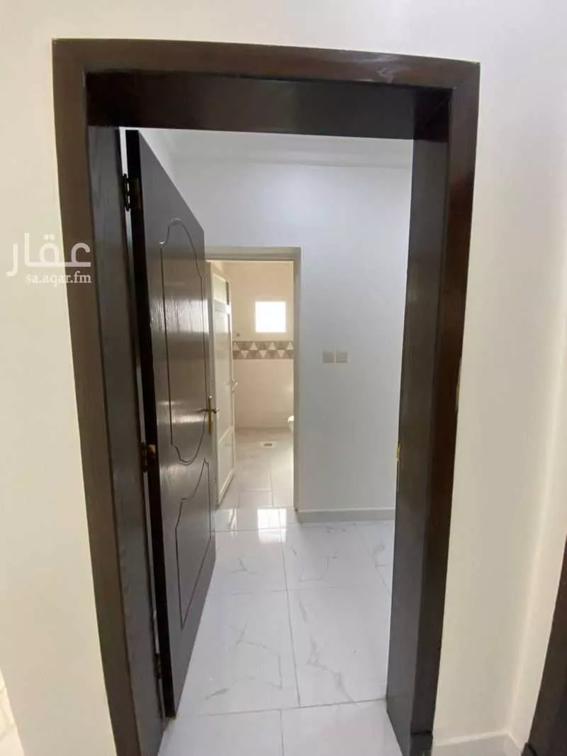 6 bedroom villa in Al Amwaj, Eastern Province 2