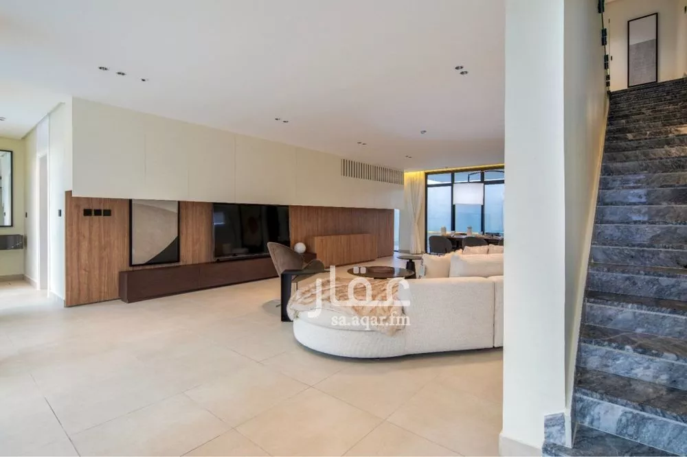 6 bedroom villa in Al Khuzama, Eastern Province 5