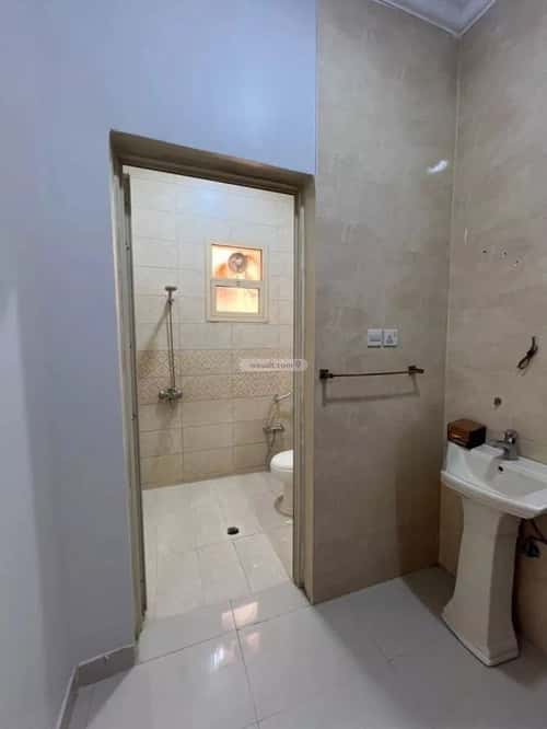 5 bedroom floor in Al Munsiyah 1