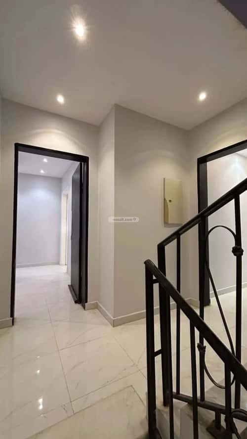 5 bedroom floor in Al Munsiyah 3