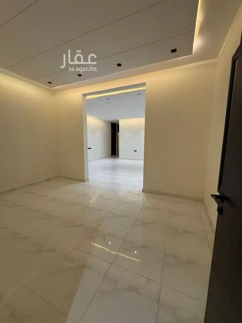 5 bedroom floor in Tuwaiq 2