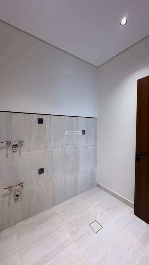 4 bedroom apartment in Ayn Al Khayf, Madinah