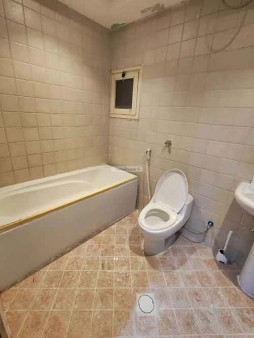 5 bedroom apartment in Hajar, Eastern Province 11