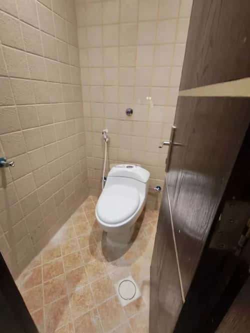 5 bedroom apartment in Hajar, Eastern Province 5