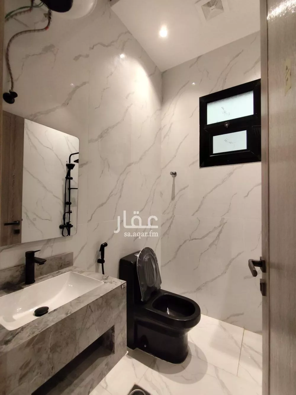 6 bedroom floor in Dirab 4