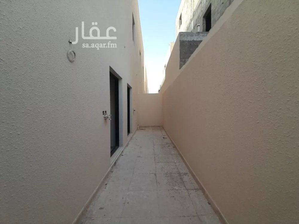 دور 5 غرف في عكاظ 6