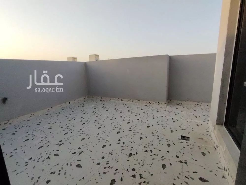 دور 5 غرف في بدر 9