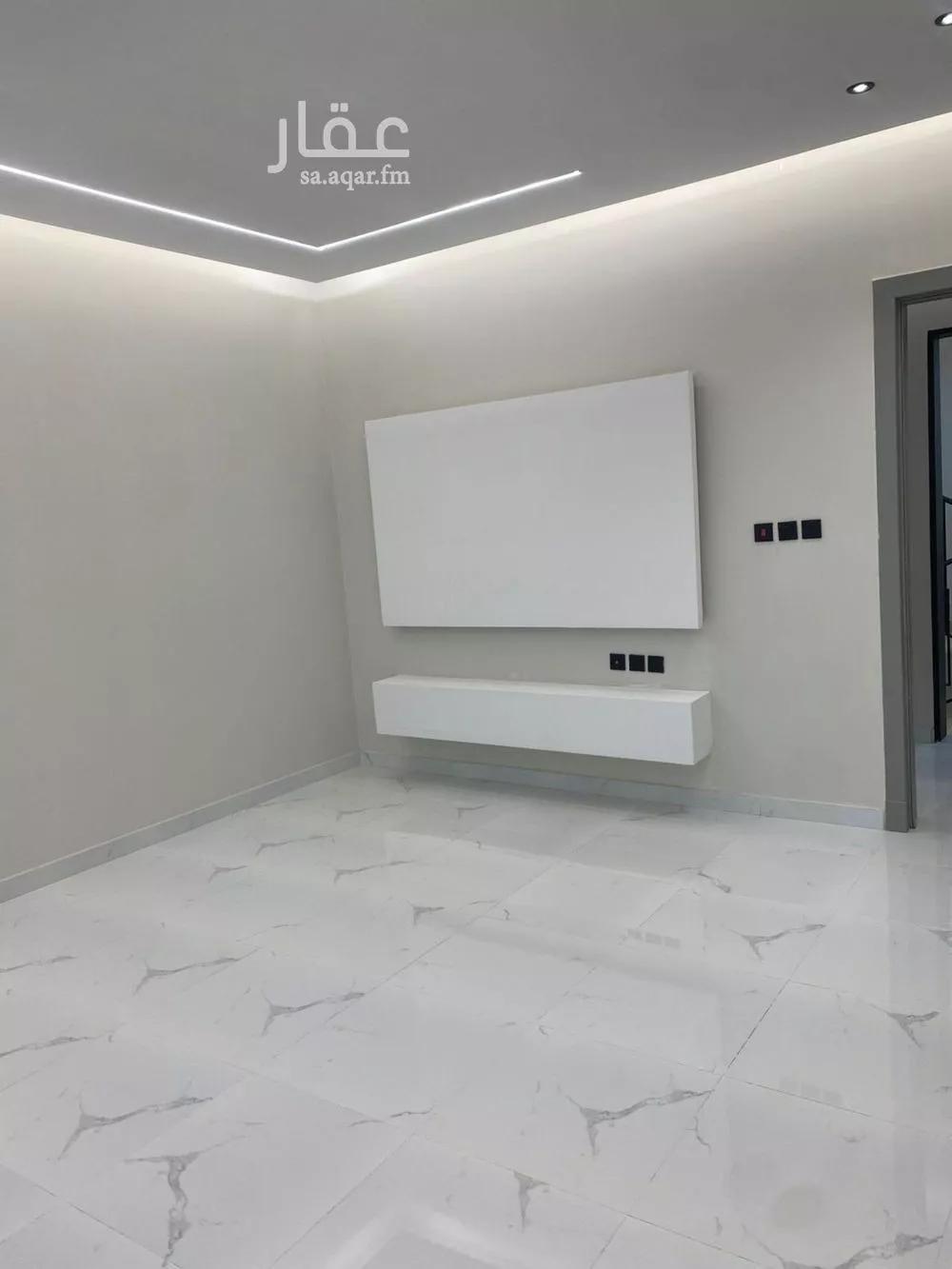 6 bedroom floor in Dahiat Namar 15