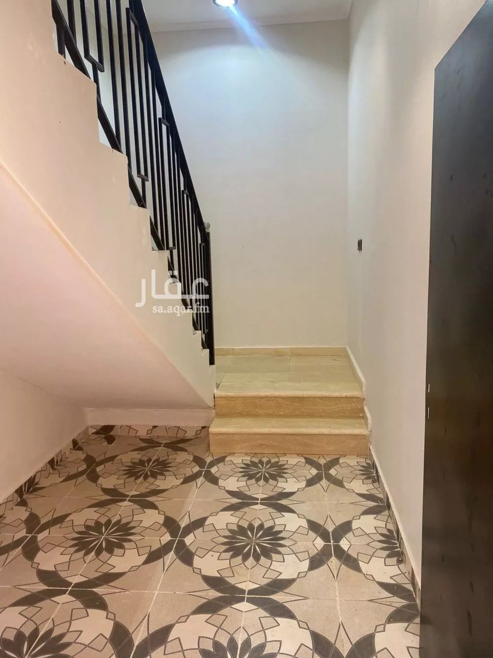 6 bedroom floor in Dahiat Namar 4