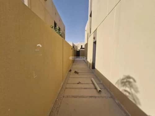 4 bedroom villa in Sidrah 5