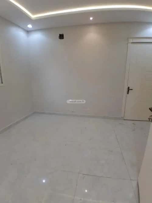 6 bedroom villa in Al Janadriyah 3