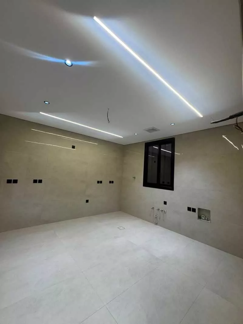 3 bedroom apartment in Shathah, Madinah 3