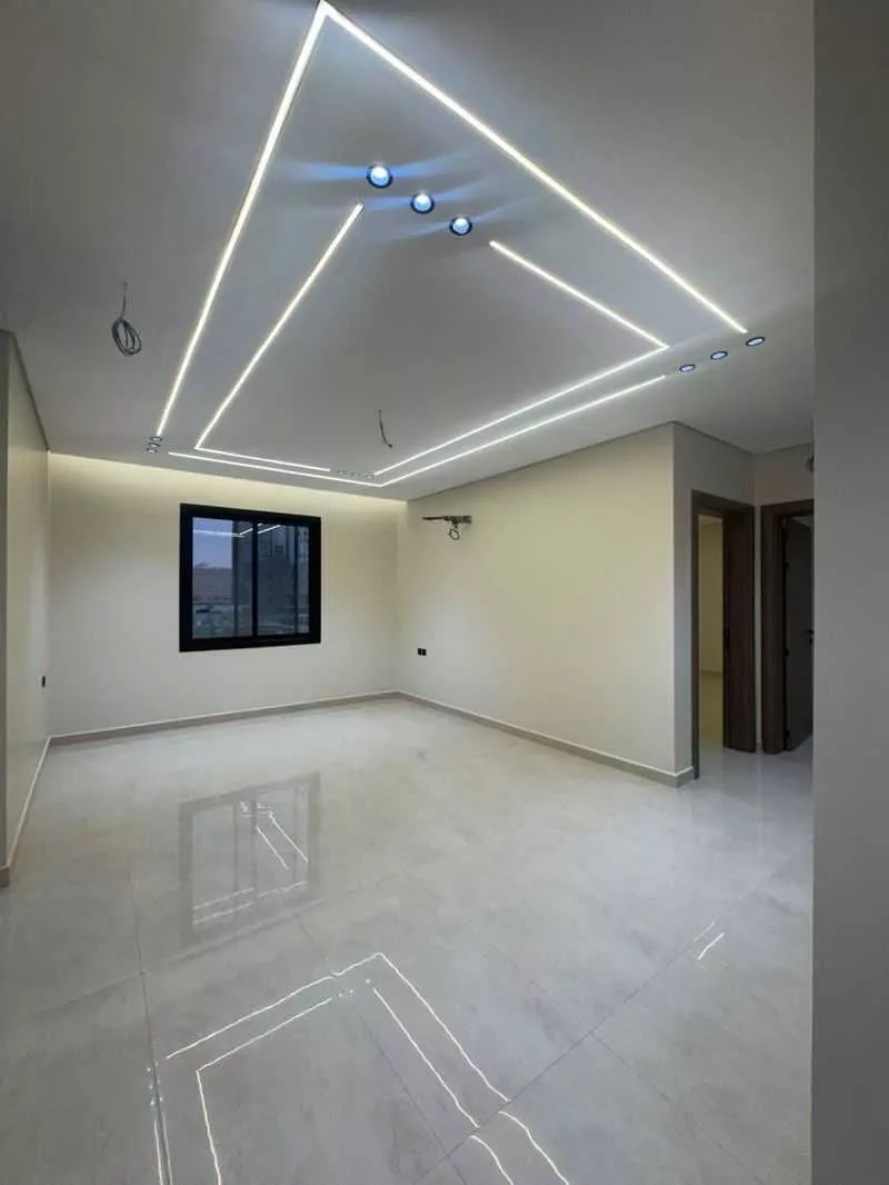 3 bedroom apartment in Shathah, Madinah