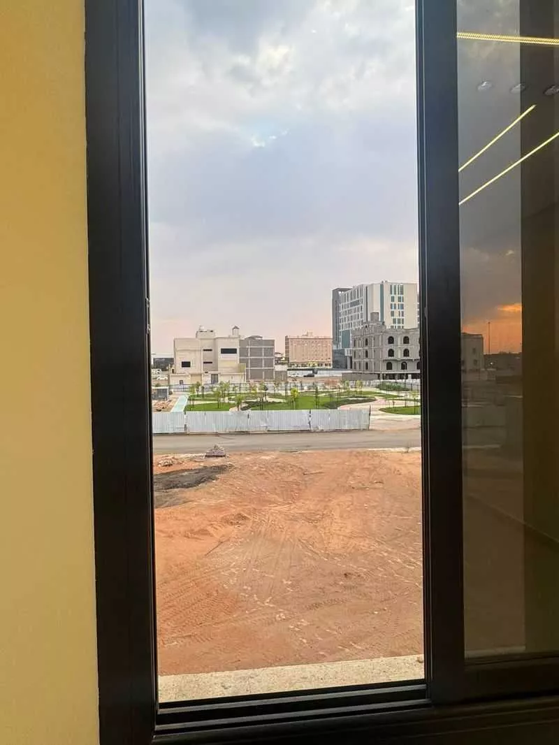 3 bedroom apartment in Shathah, Madinah 2