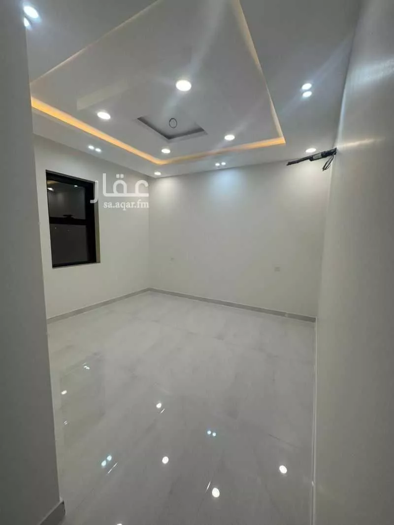 2 bedroom apartment in King Fahd, Madinah 2