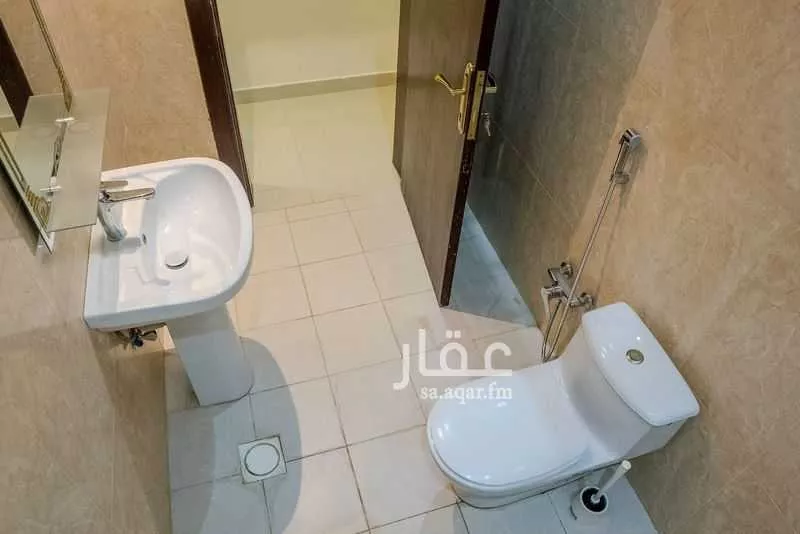 شقة 4 غرف في الملقا، الرياض 8