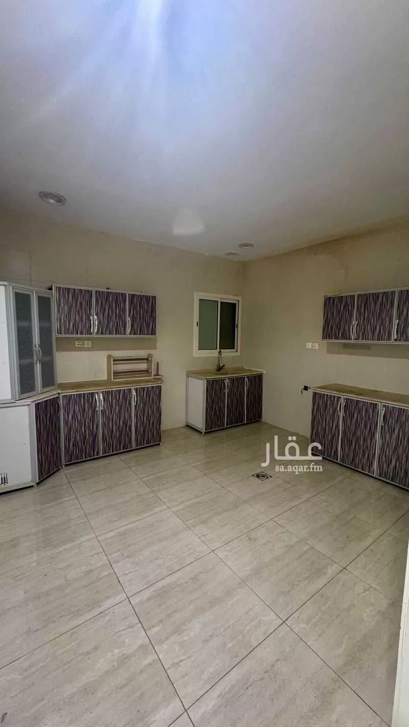 4 bedroom apartment in Hajar, Eastern Province 7