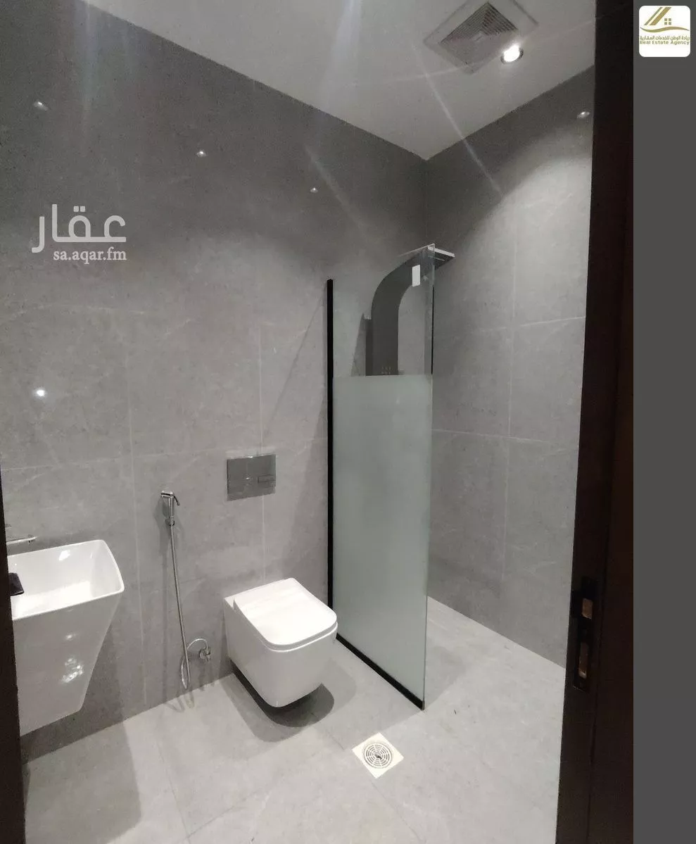 2 bedroom apartment in Al Yaqout, Jeddah 5