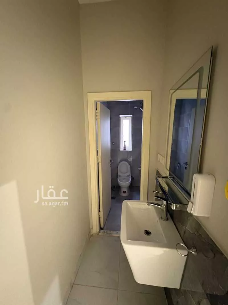 2 bedroom apartment in Al Yaqout, Jeddah 3