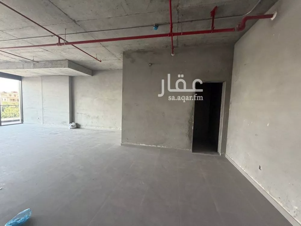3 bedroom office in Al Nuzhah, Riyadh 8