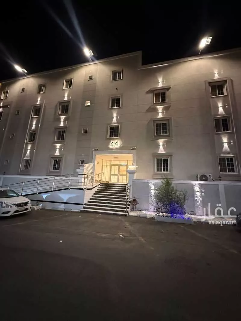 3 bedroom apartment in Bani Bayadah, Madinah 5