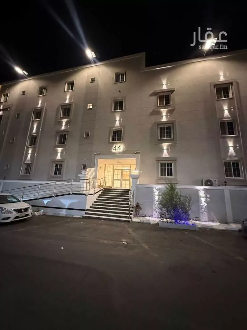3 bedroom apartment in Bani Bayadah, Madinah 8