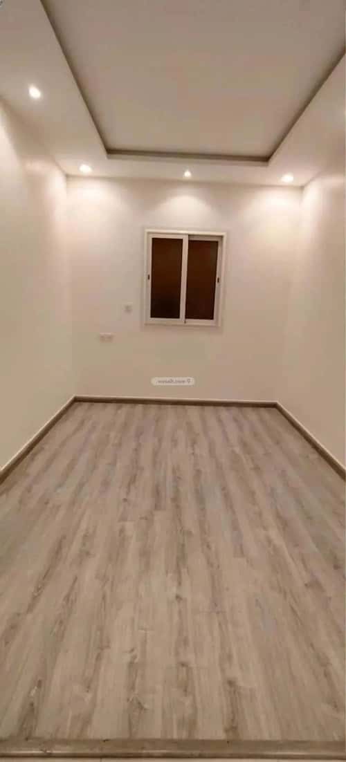 شقة 3 غرف في الملك عبدالله 2