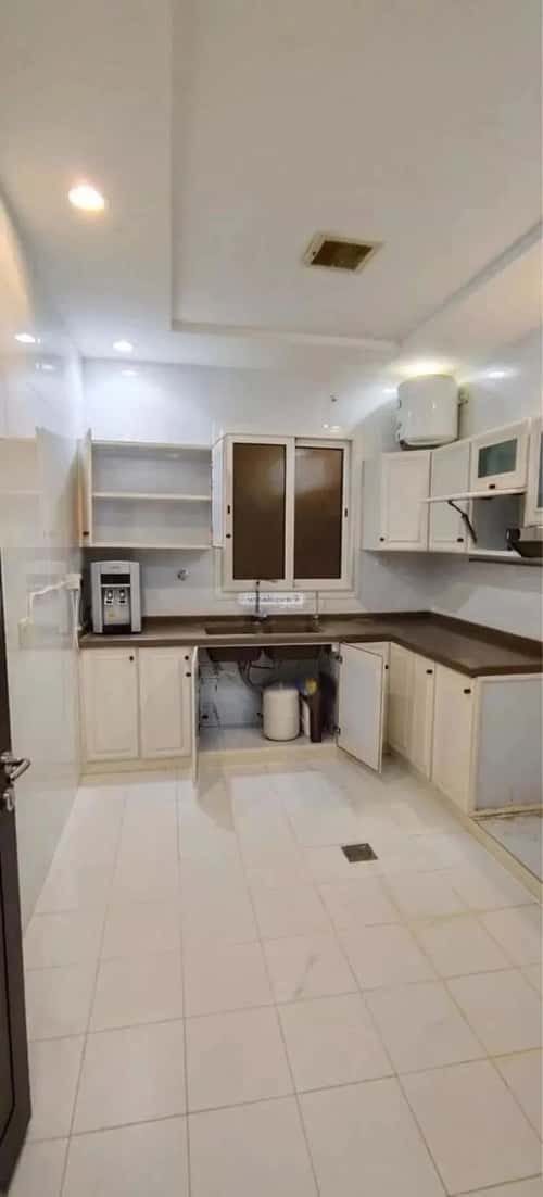 3 bedroom apartment in King Abdullah 8