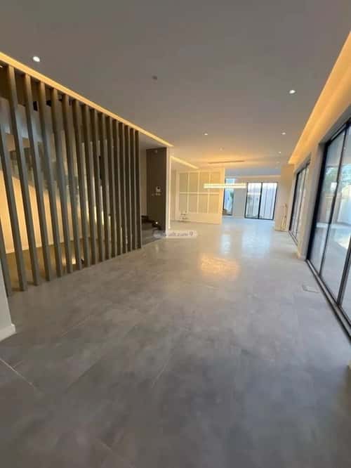 6 bedroom villa in King Abdullah 7