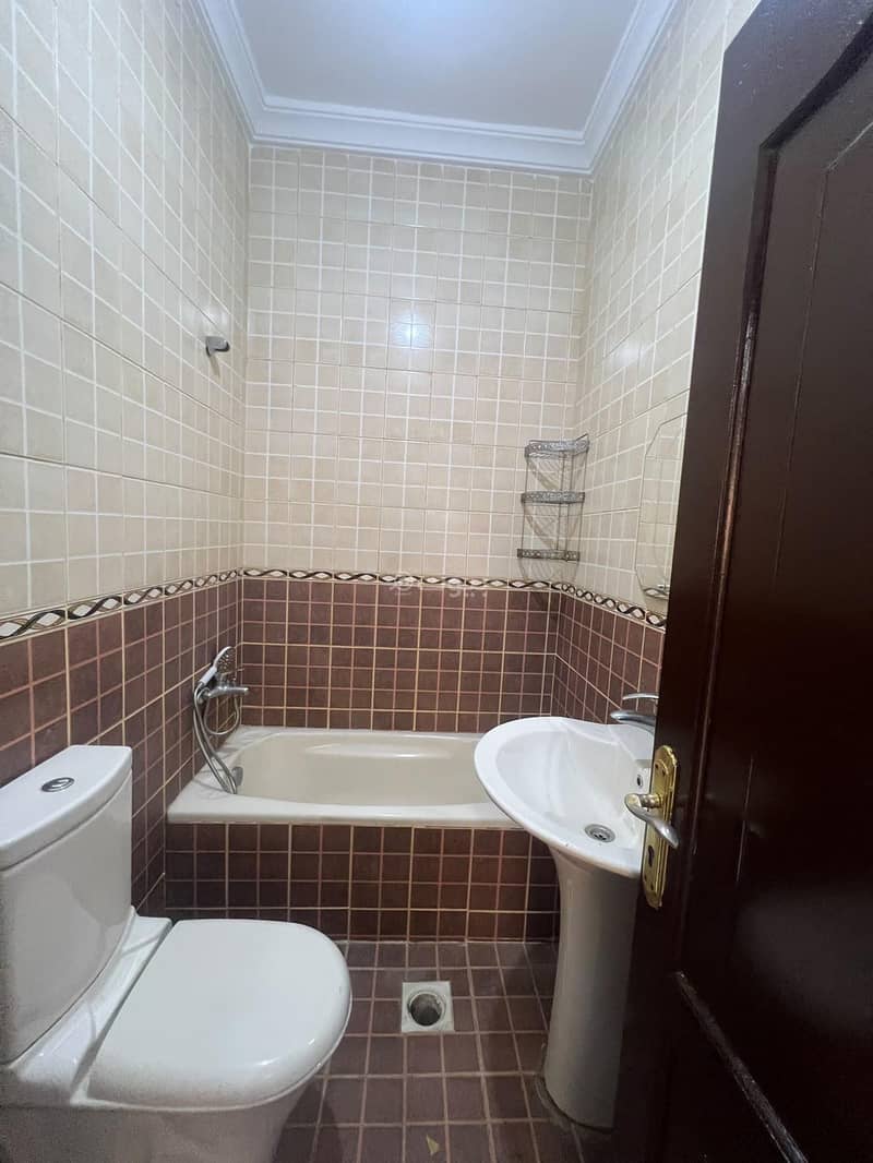 2 bedroom apartment in Bani Malik, Jeddah 5