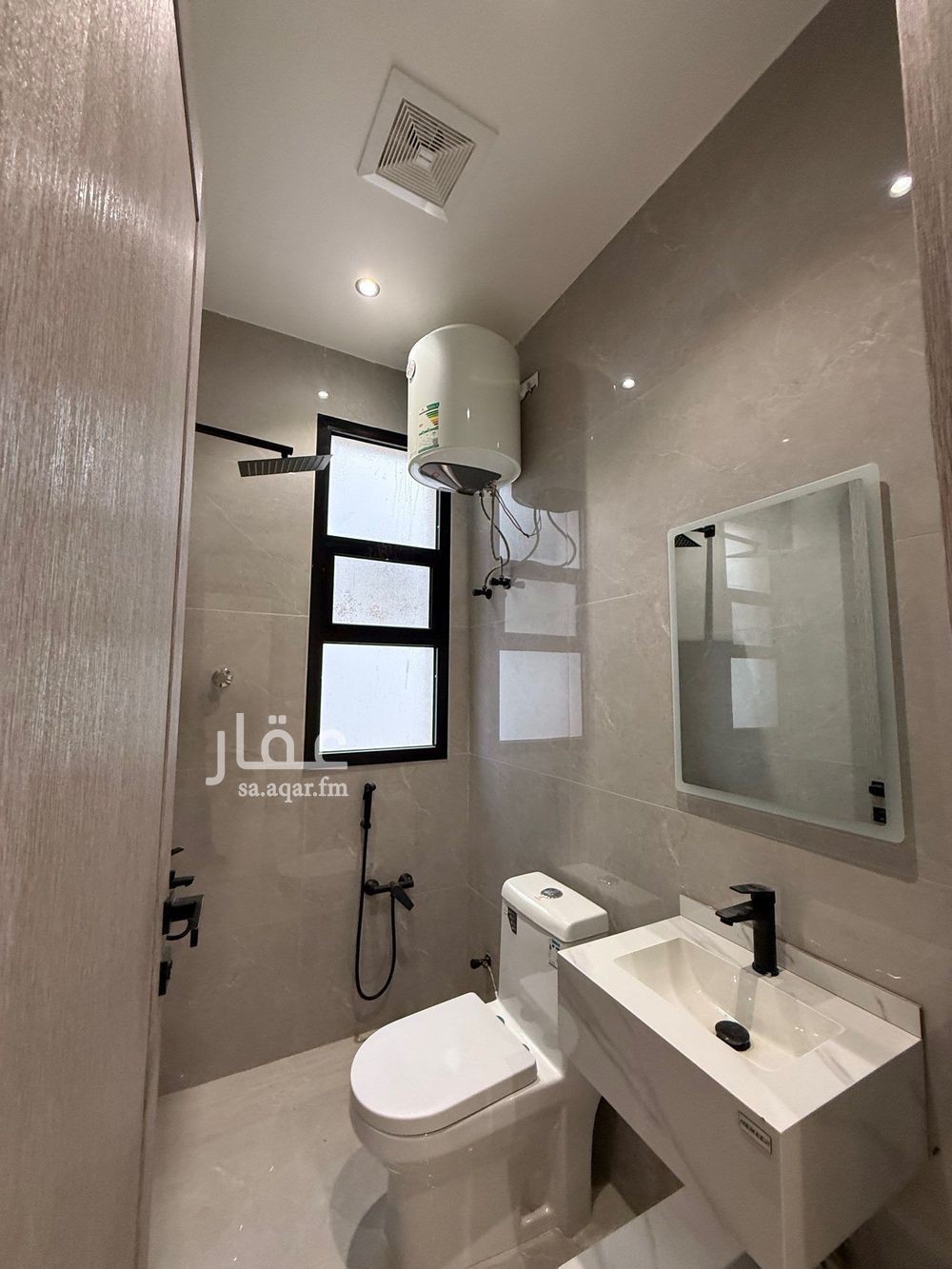 8 bedroom villa in Ash Sharq, Riyadh 5