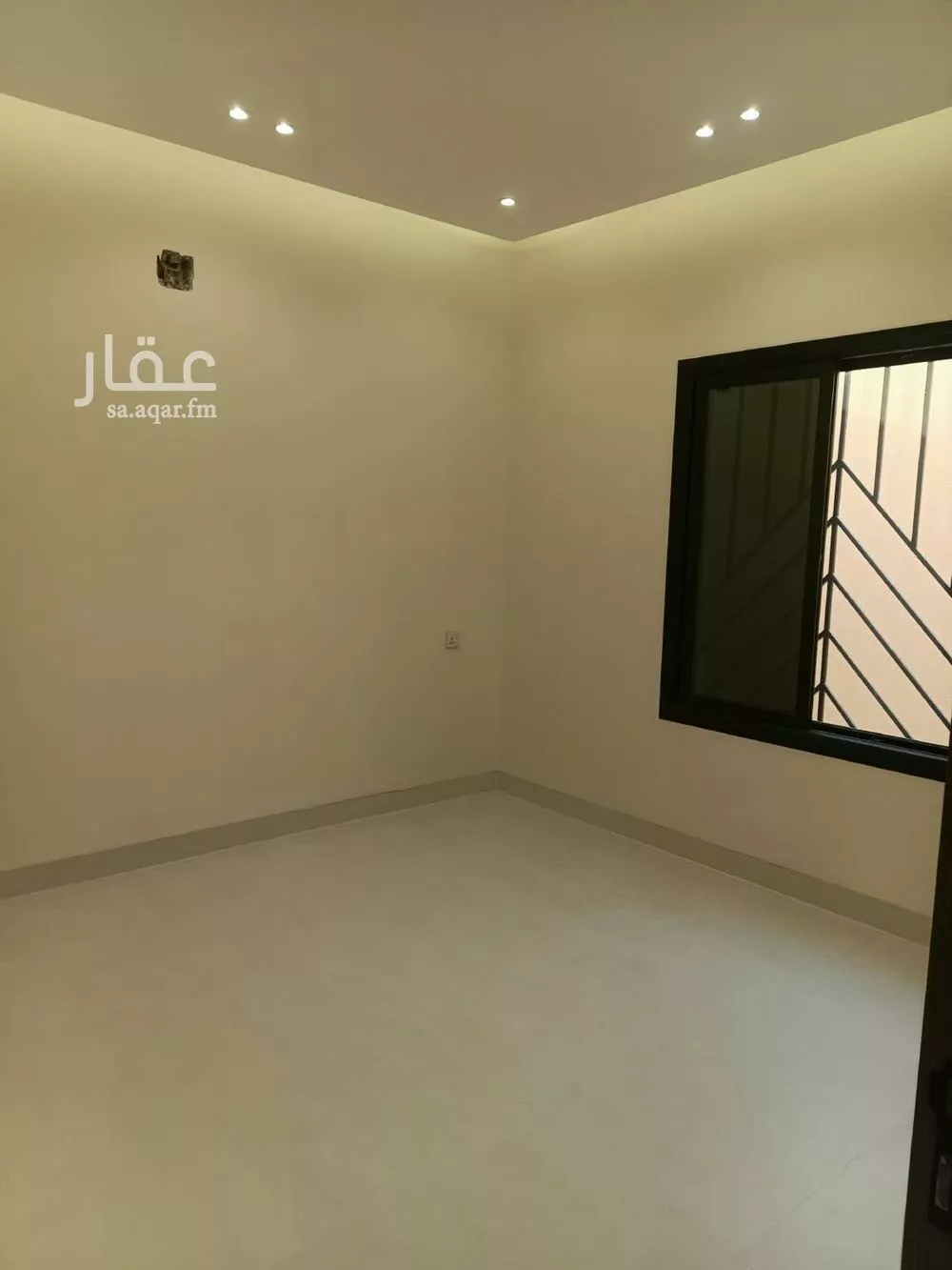 4 bedroom villa in Al Zahrah, Riyadh 14