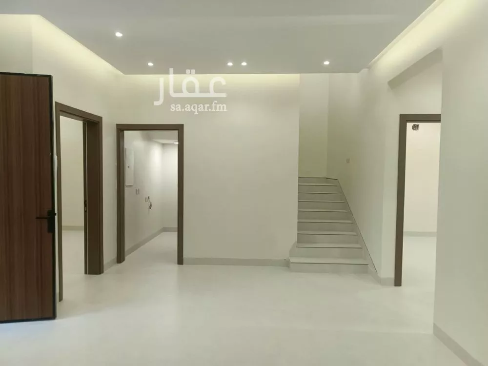 4 bedroom villa in Al Zahrah, Riyadh 11