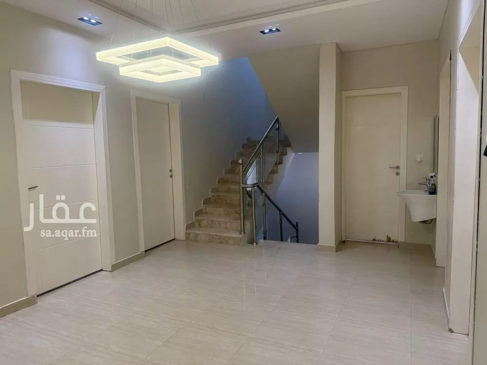 4 bedroom villa in Badr, Riyadh 14